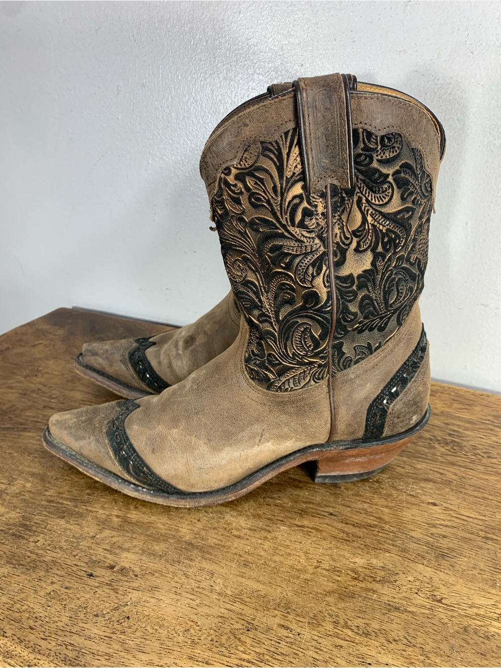 Vintage Boulet Cowboy Boots Tooled Leather Floral Western Tan Brown Made In Cana